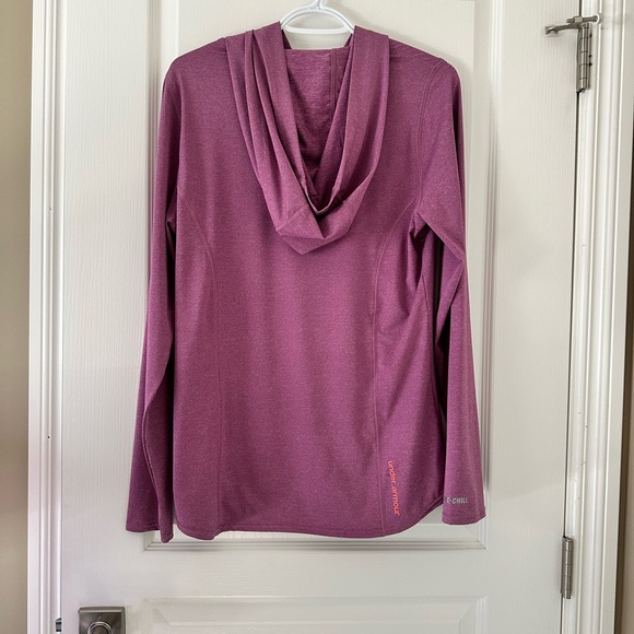 ๐๐Host Pick ๐๐ Under Armour ladies all season hooded shirt ๐ - Picture 4 of 7